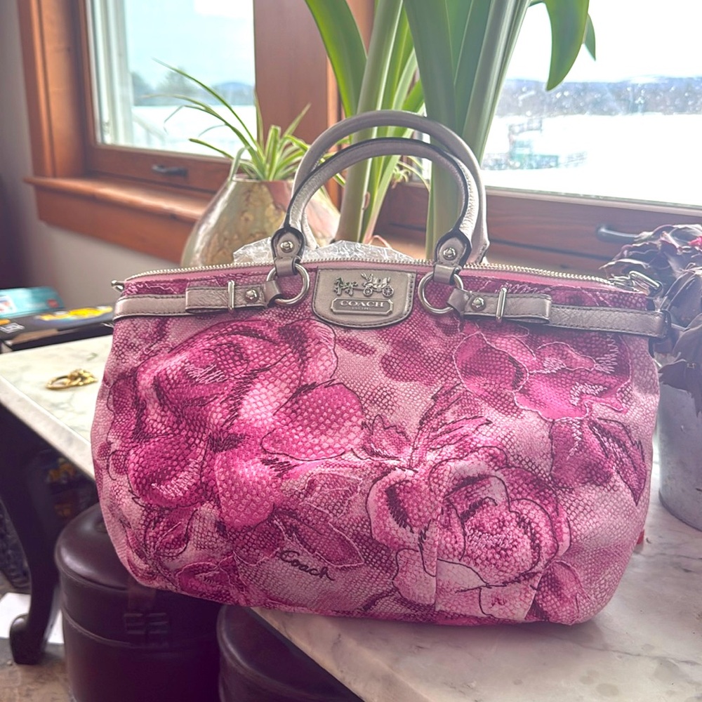 NEW w/tags Coach Madison Sophia Pink Floral Bag
